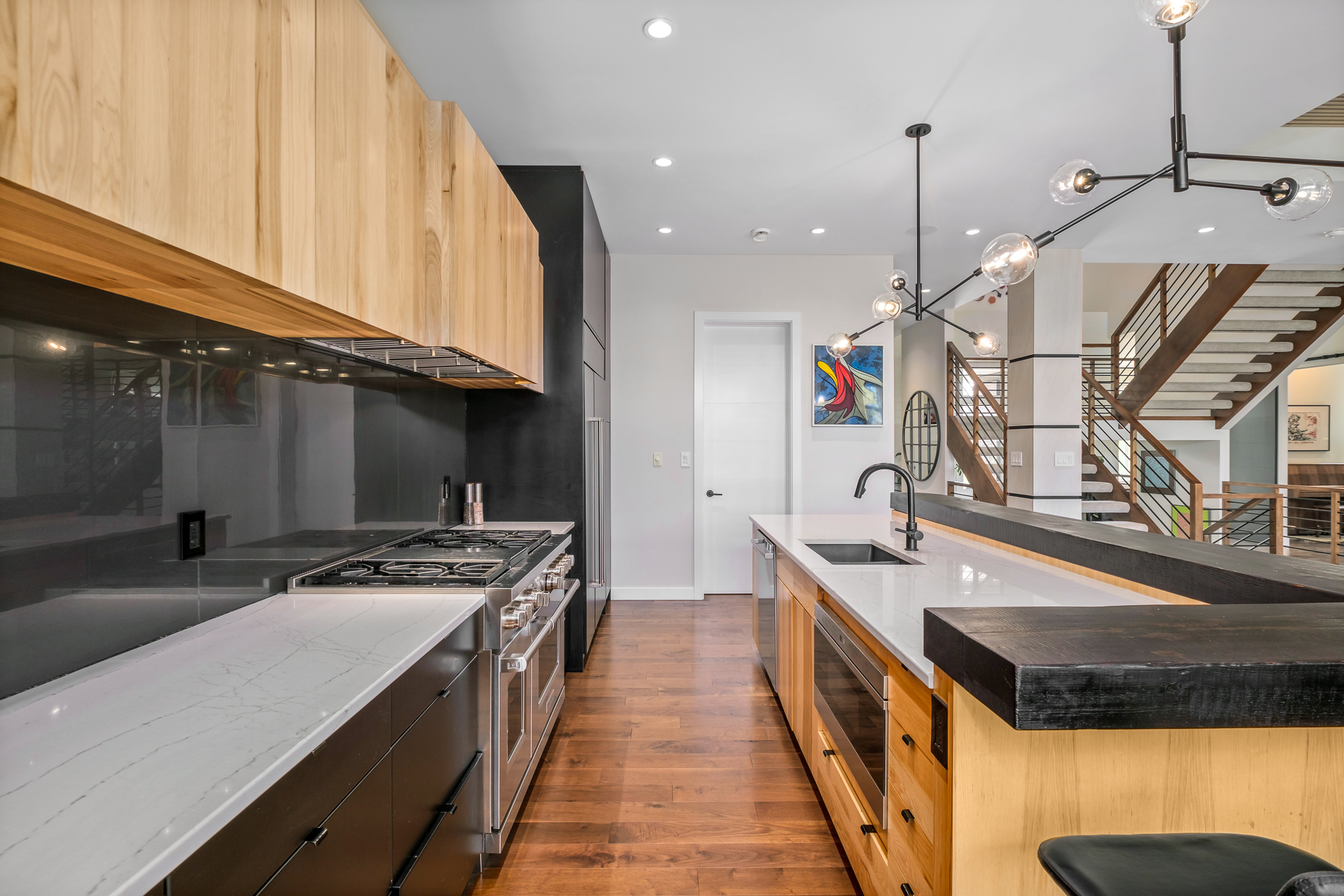 Kitchen prep view