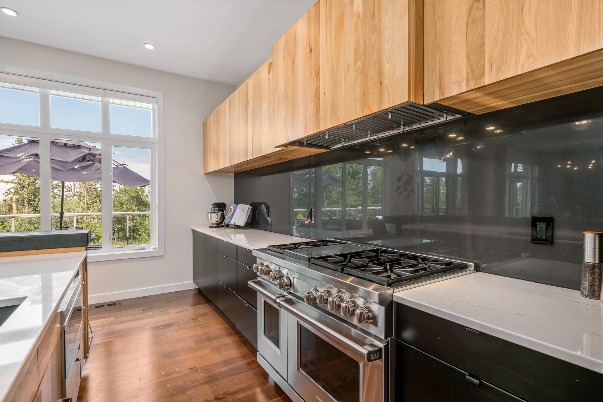 Kitchen range