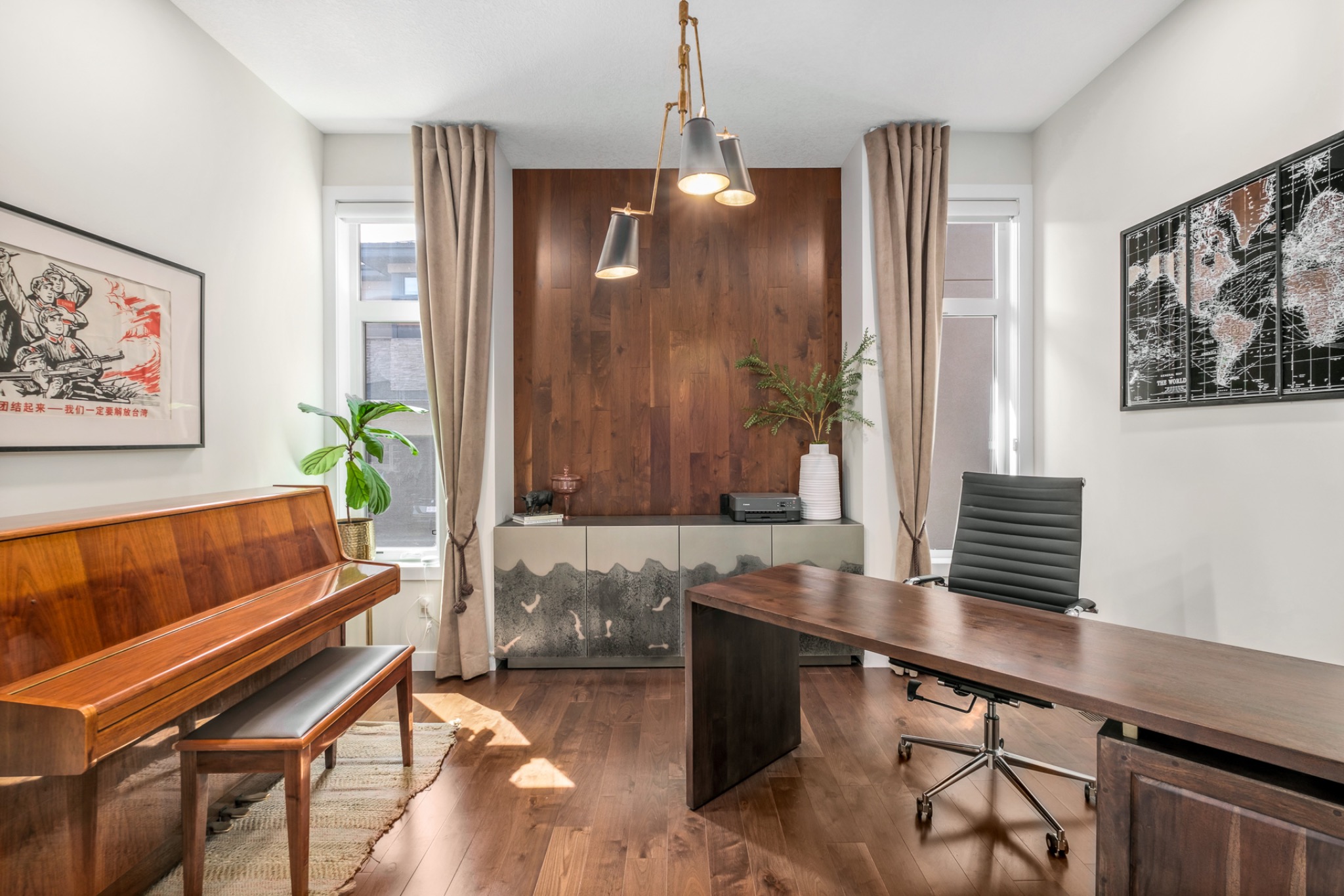 Office alternate view