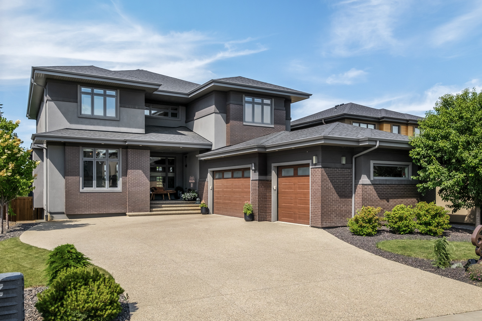 699 Howatt Drive SW exterior